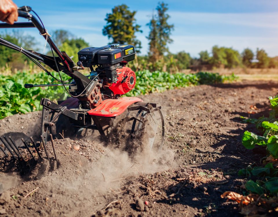 نگهداری و مراقبت از تیلر